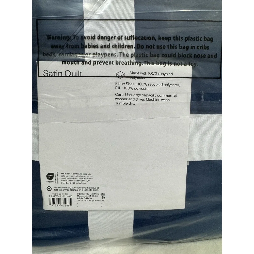 Twin/XL Twin Satin Quilt Dark Blue - Room Essentials 92in X 66in